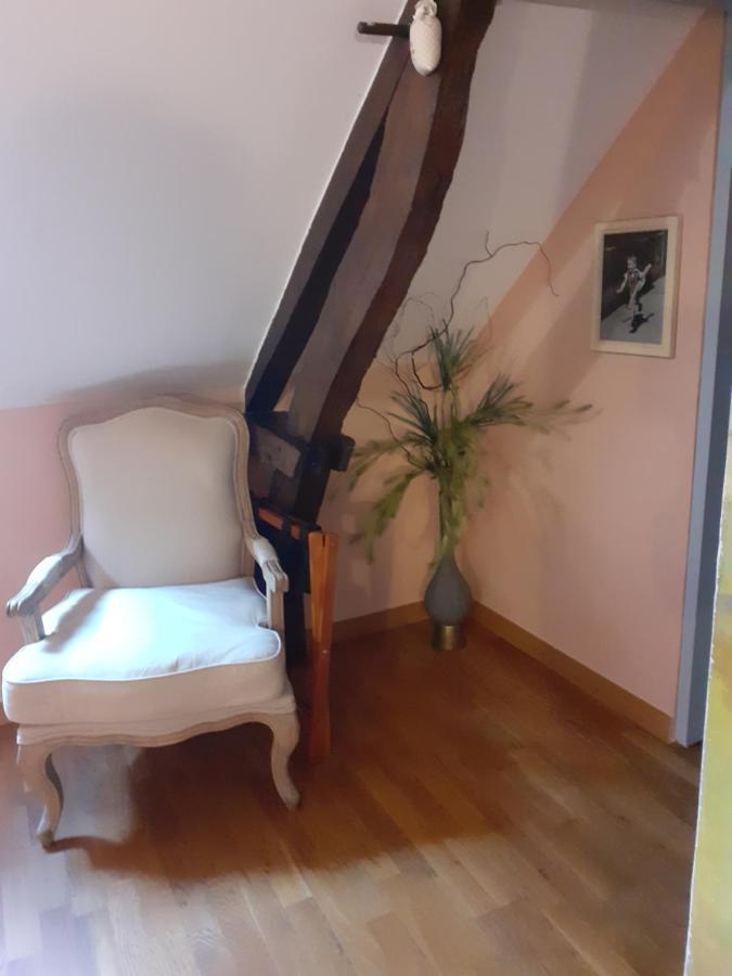 7 , Le Haut Montraye Pace  Екстер'єр фото